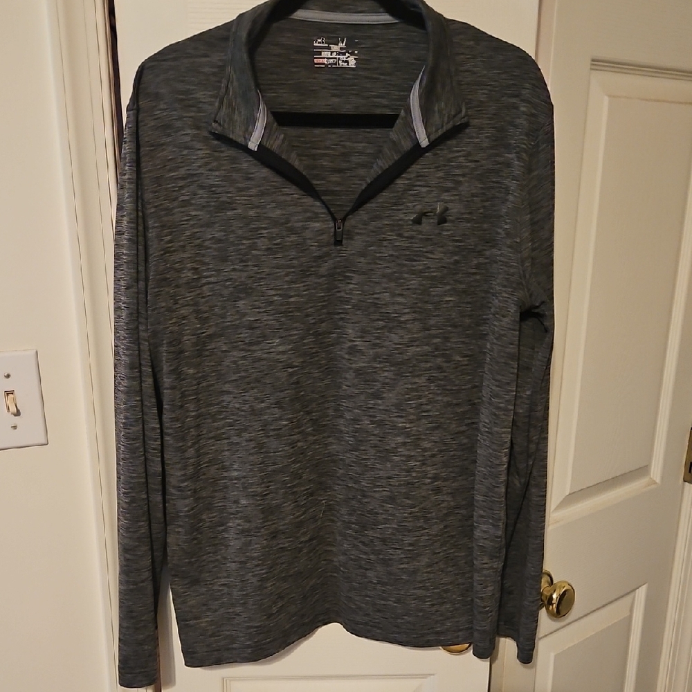 Under Armour Gray Long Sleeve Top